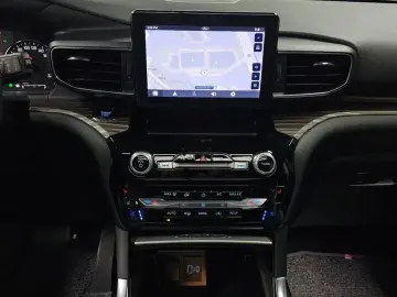 2023 Ford Explorer с пробегом 16 263 км