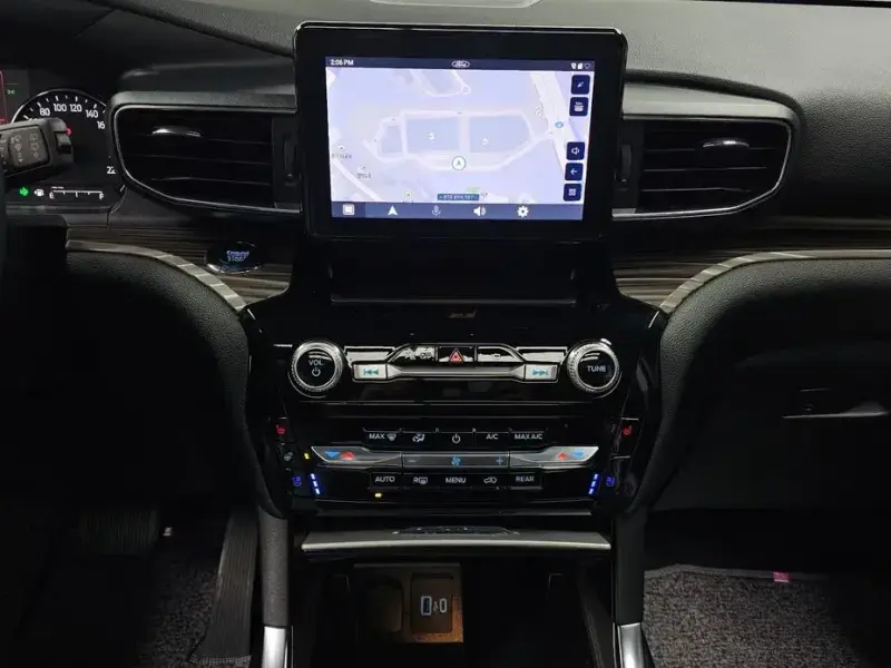 2023 Ford Explorer с пробегом 16 263 км
