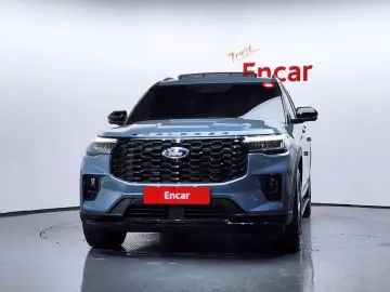 2025 Ford Explorer с пробегом 7 261 км