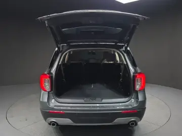 2023 Ford Explorer с пробегом 12 717 км