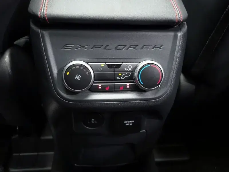 2025 Ford Explorer с пробегом 9 159 км
