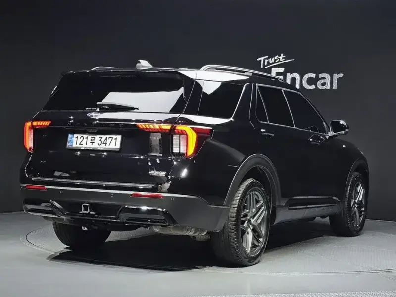 2024 Ford Explorer с пробегом 49 411 км