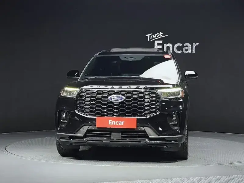 2024 Ford Explorer с пробегом 49 411 км