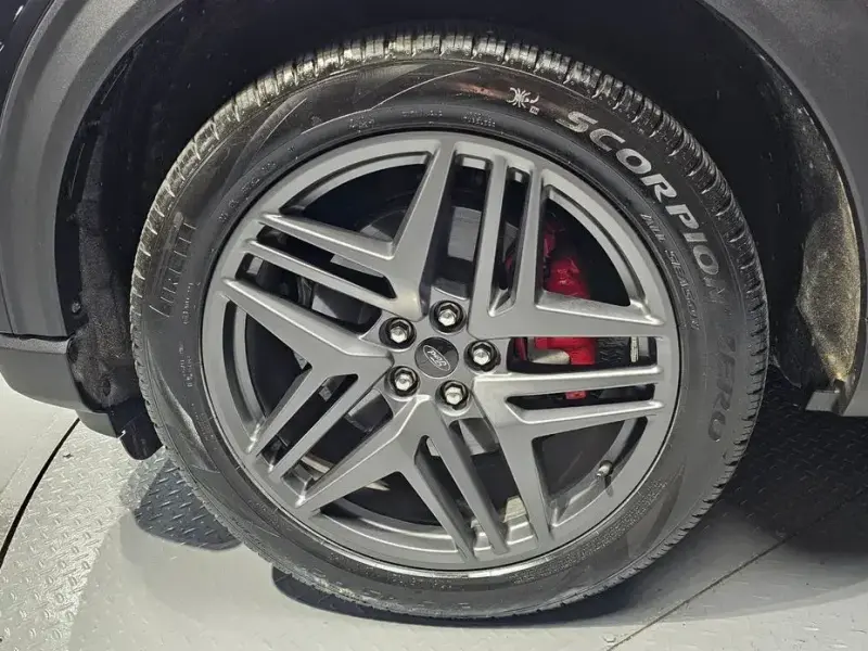 2024 Ford Explorer с пробегом 49 411 км