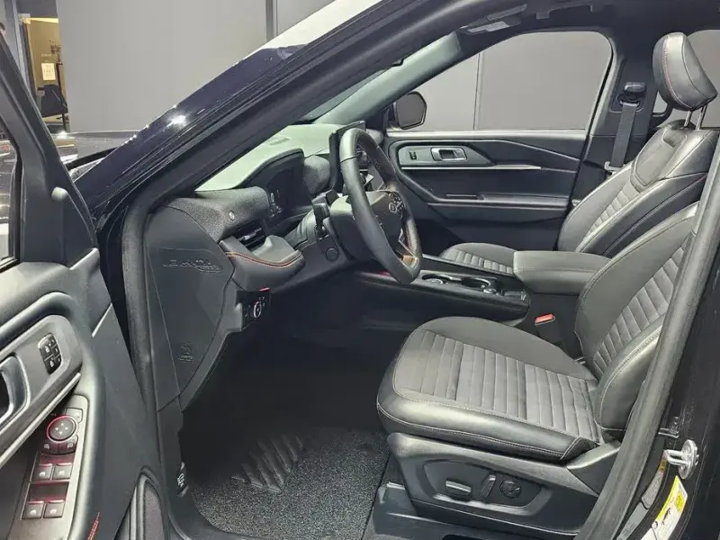 2024 Ford Explorer с пробегом 49 411 км