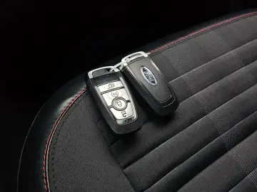2024 Ford Explorer с пробегом 49 411 км