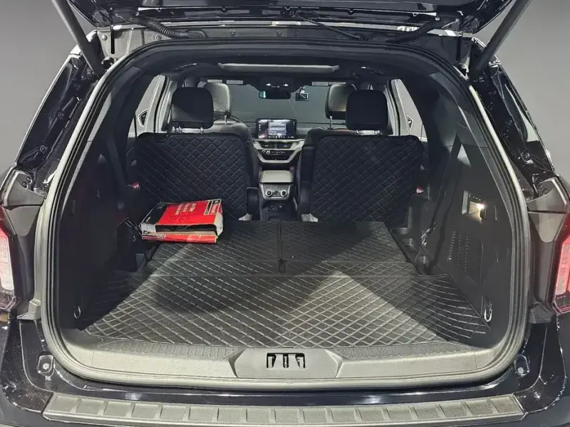 2024 Ford Explorer с пробегом 49 411 км