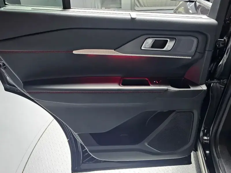2024 Ford Explorer с пробегом 49 411 км