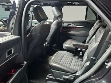 2024 Ford Explorer с пробегом 49 411 км