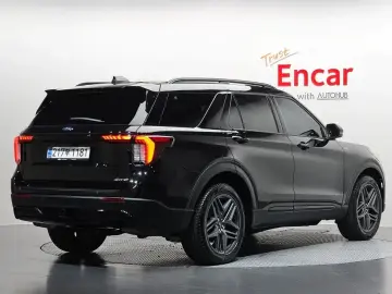2024 Ford Explorer с пробегом 14 041 км