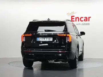 2024 Ford Explorer с пробегом 14 041 км