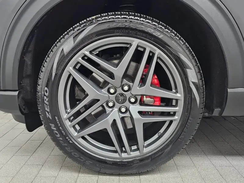 2024 Ford Explorer с пробегом 14 041 км