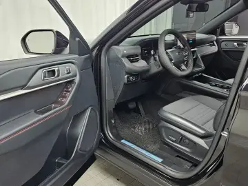 2024 Ford Explorer с пробегом 14 041 км