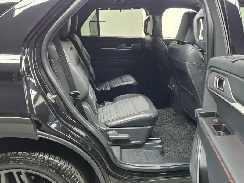 2024 Ford Explorer с пробегом 14 041 км