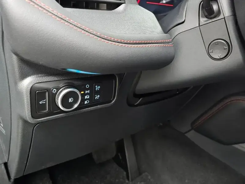 2024 Ford Explorer с пробегом 14 041 км