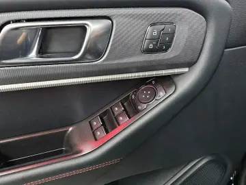 2024 Ford Explorer с пробегом 14 041 км