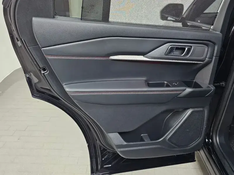 2024 Ford Explorer с пробегом 14 041 км