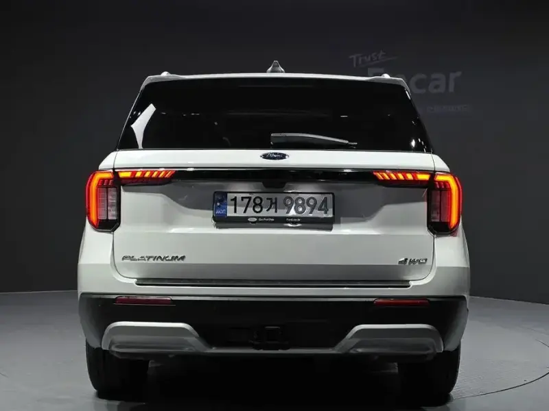 2024 Ford Explorer с пробегом 9 061 км