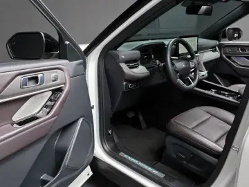 2024 Ford Explorer с пробегом 9 061 км