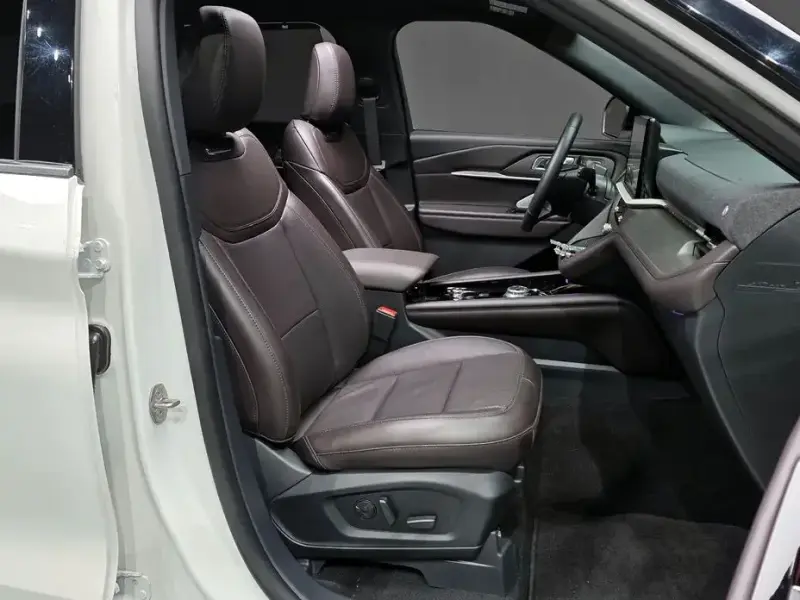 2024 Ford Explorer с пробегом 9 061 км