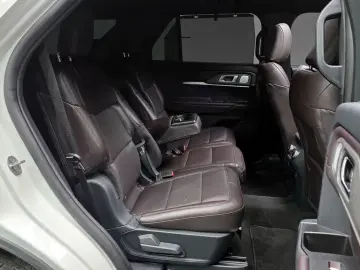 2024 Ford Explorer с пробегом 9 061 км