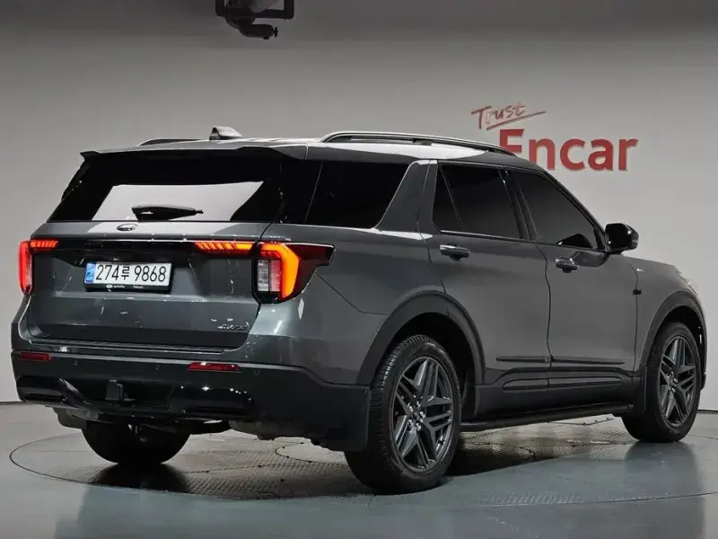 2025 Ford Explorer с пробегом 19 133 км