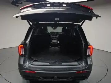 2025 Ford Explorer с пробегом 19 133 км