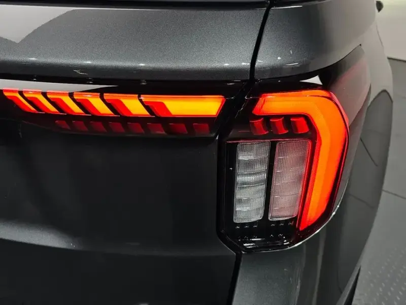 2025 Ford Explorer с пробегом 19 133 км