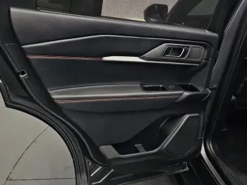 2025 Ford Explorer с пробегом 19 133 км