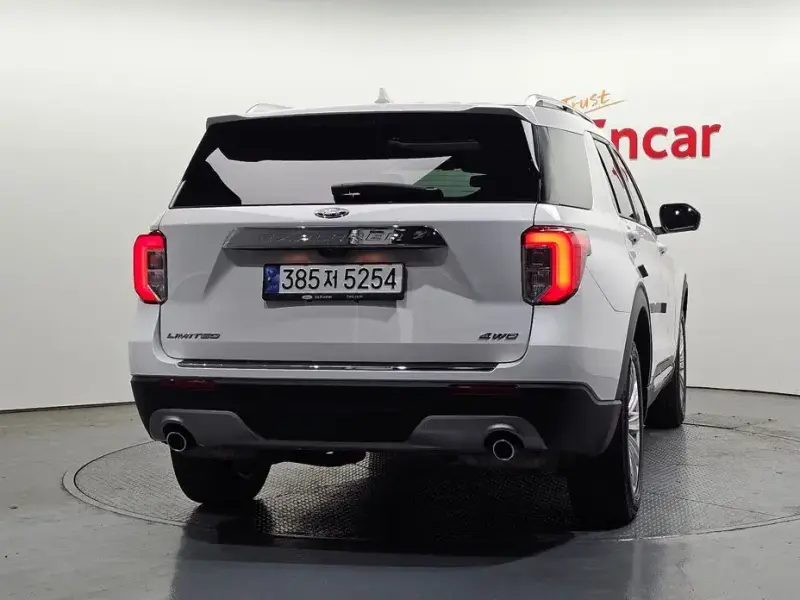 2023 Ford Explorer с пробегом 23 145 км