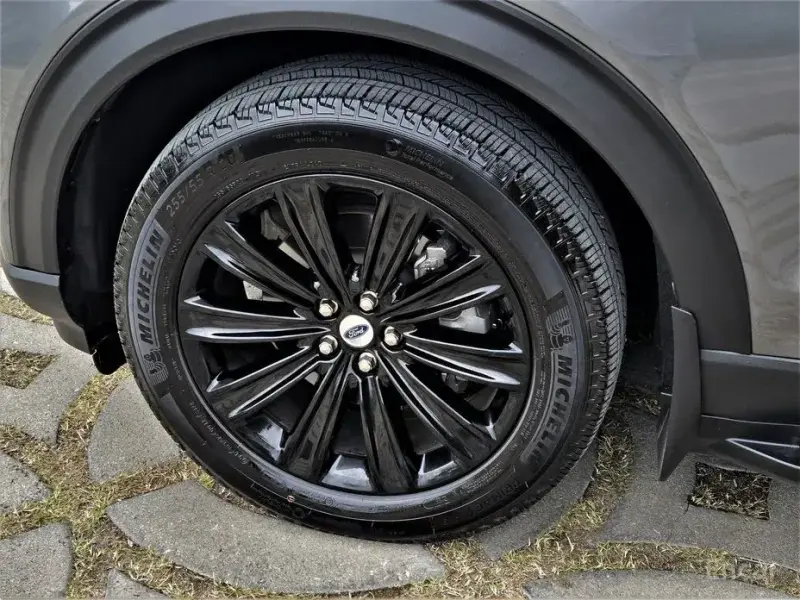 2023 Ford Explorer с пробегом 45 800 км