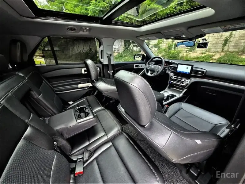 2023 Ford Explorer с пробегом 45 800 км