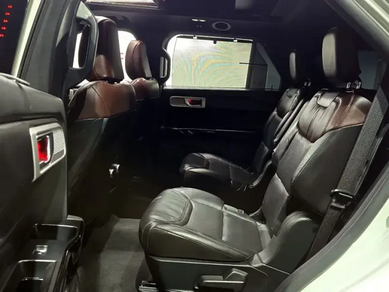 2023 Ford Explorer с пробегом 47 256 км