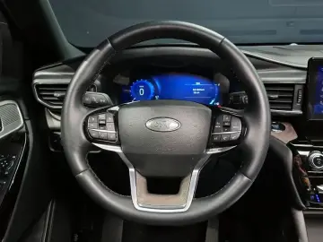 2023 Ford Explorer с пробегом 47 256 км