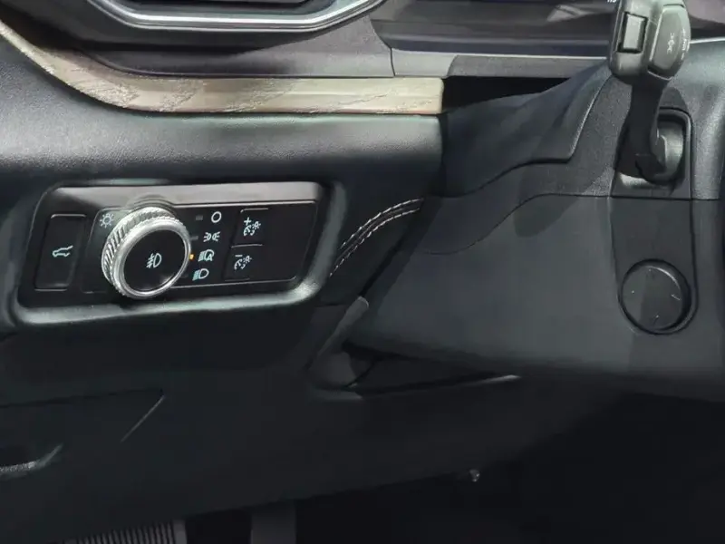 2023 Ford Explorer с пробегом 47 256 км