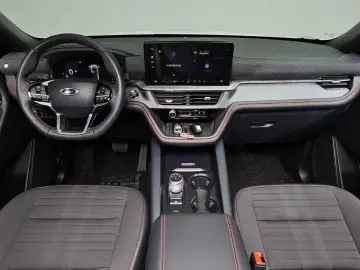 2024 Ford Explorer с пробегом 15 792 км