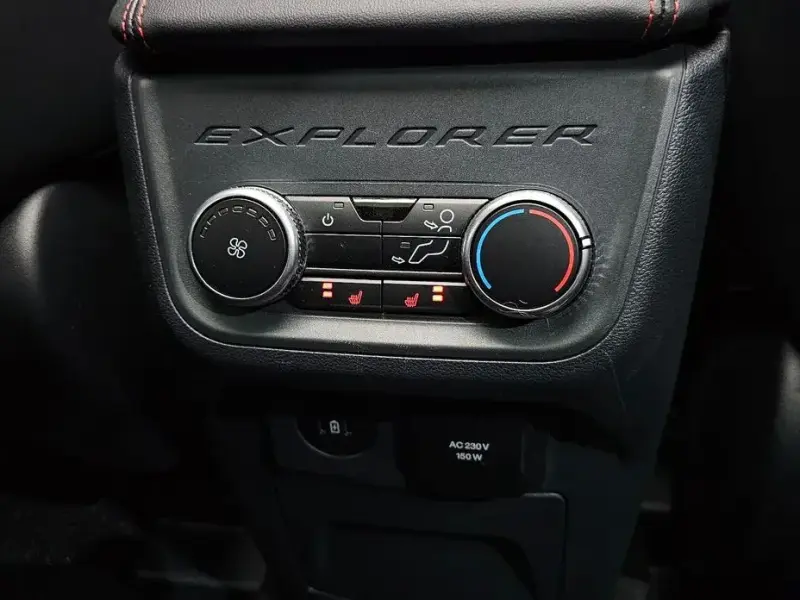2024 Ford Explorer с пробегом 15 792 км