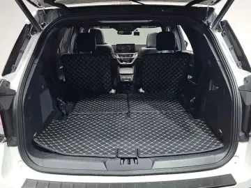 2024 Ford Explorer с пробегом 15 792 км