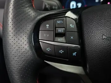 2024 Ford Explorer с пробегом 15 792 км