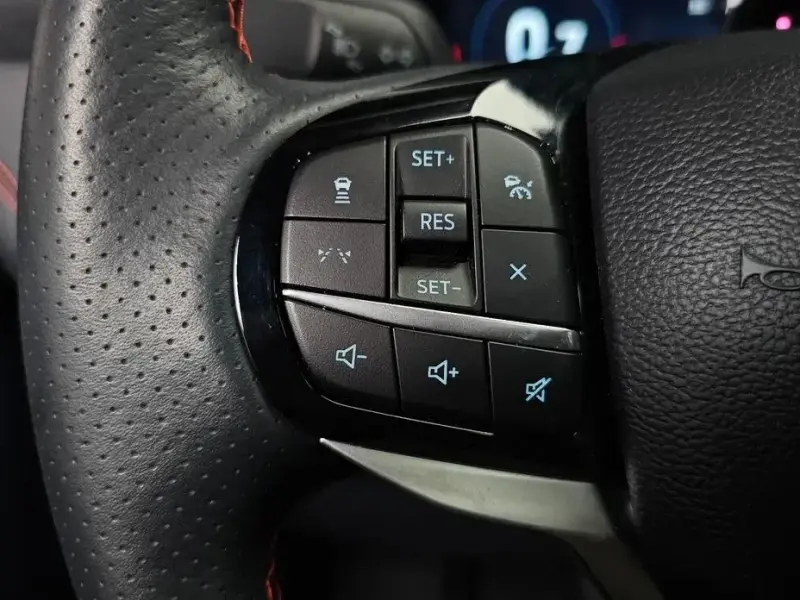 2024 Ford Explorer с пробегом 15 792 км