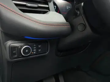 2024 Ford Explorer с пробегом 15 792 км