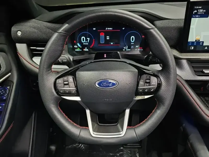 2025 Ford Explorer с пробегом 24 084 км