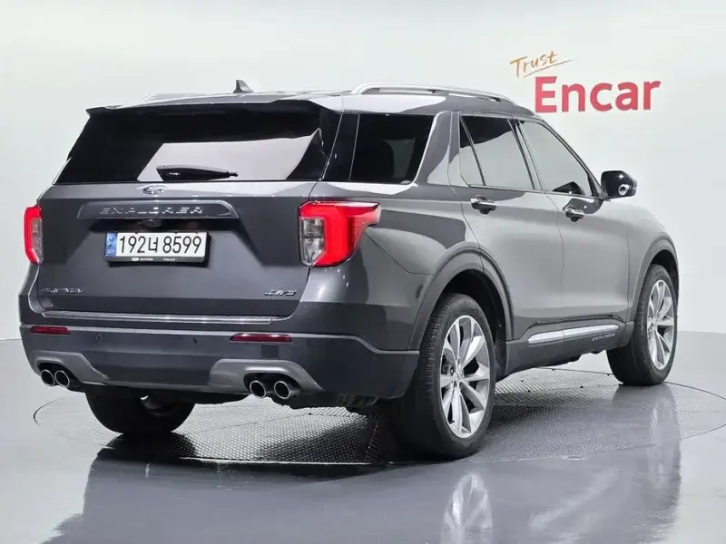 2023 Ford Explorer с пробегом 46 332 км