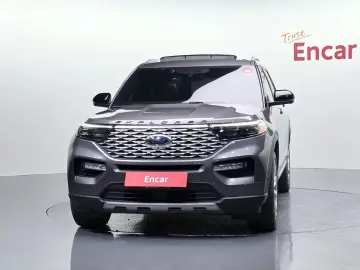 2023 Ford Explorer с пробегом 46 332 км