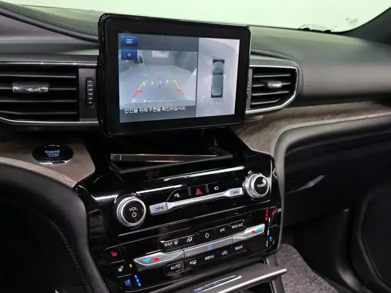 2023 Ford Explorer с пробегом 46 332 км
