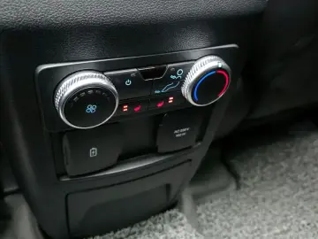 2023 Ford Explorer с пробегом 46 332 км