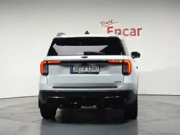 2025 Ford Explorer с пробегом 7 475 км