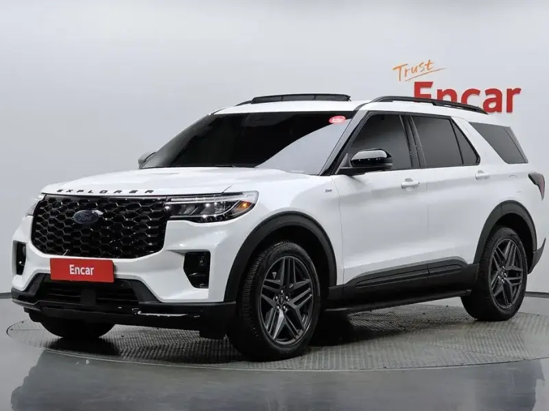 2025 Ford Explorer с пробегом 26 897 км