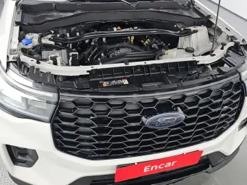 2025 Ford Explorer с пробегом 26 897 км