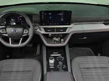2025 Ford Explorer с пробегом 26 897 км